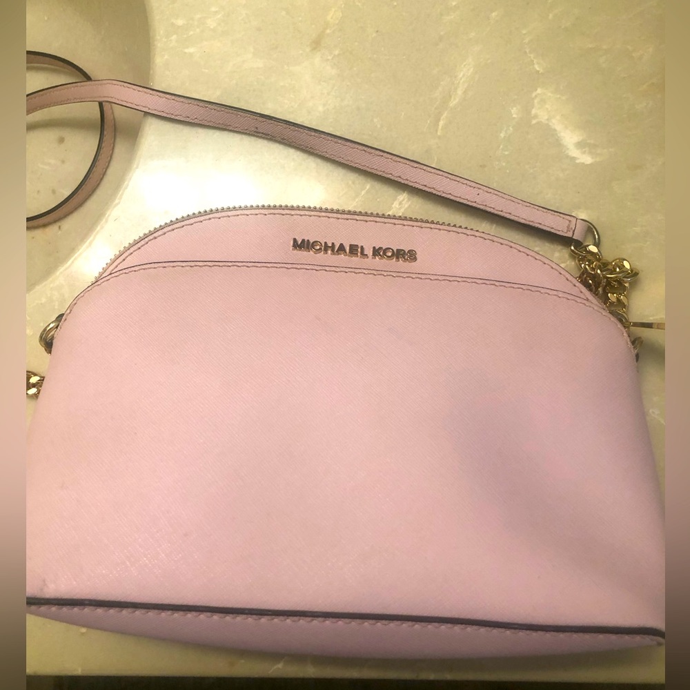 MICHAEL KORS Emmy Medium Cross-body bag in Light Pink